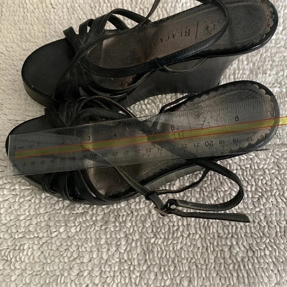 Two pair!! White House Black Market and Steve Madden platform strap heels 9 - Picture 8 of 15